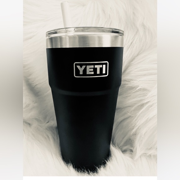 Yeti Tumbler | 26 oz - Picture 3 of 8